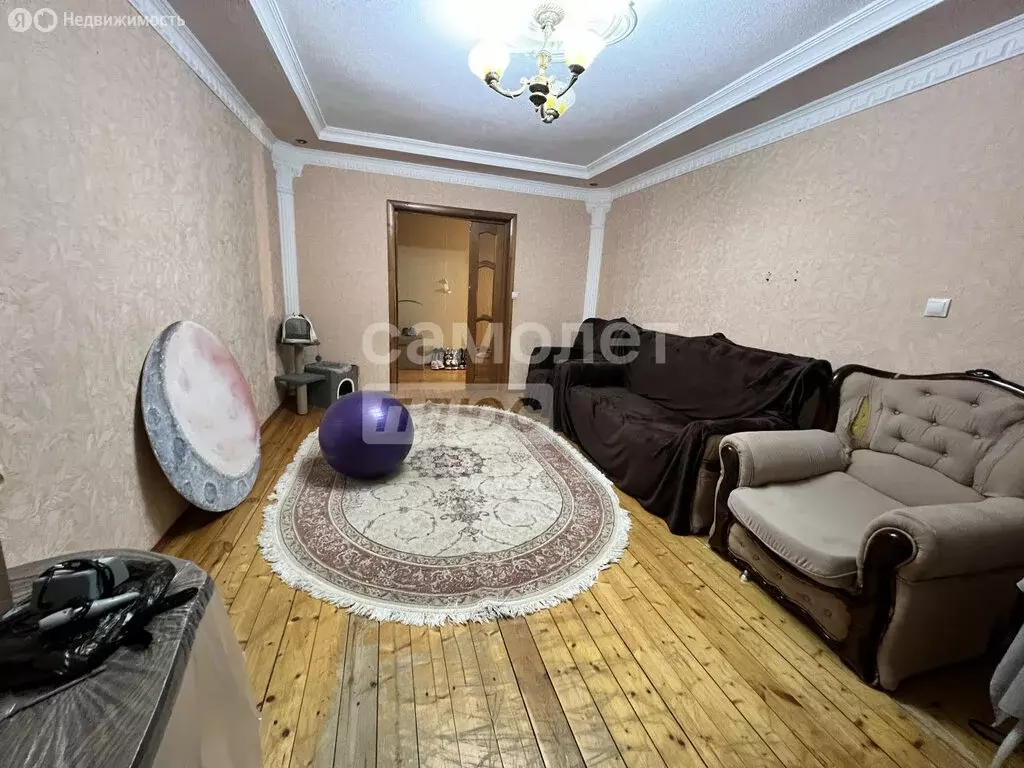 3-комнатная квартира: Грозный, улица А.А. Айдамирова, 70 (73 м) - Фото 2