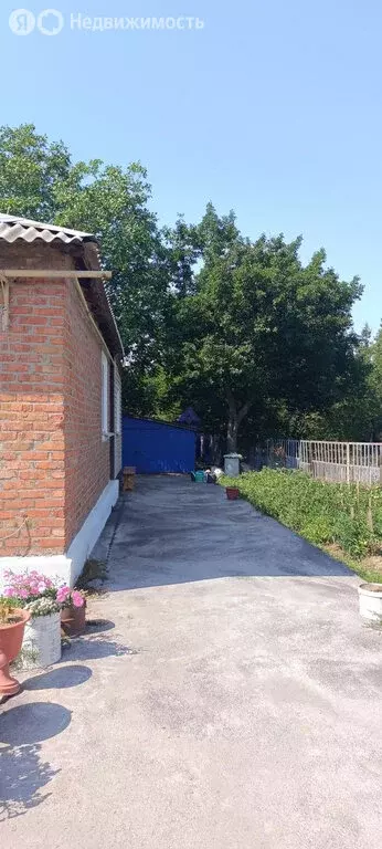 Дом в Потапов, Комсомольская улица, 81 (80 м) - Фото 1