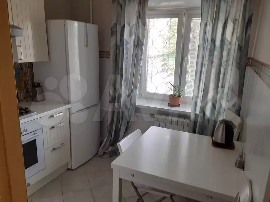1-к. квартира, 30,4 м, 1/5 эт. - Фото 0