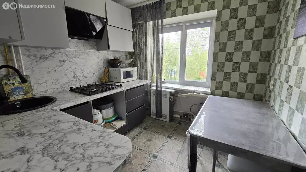2-комнатная квартира: Новоузенск, улица Трутнева, 6 (43 м) - Фото 0