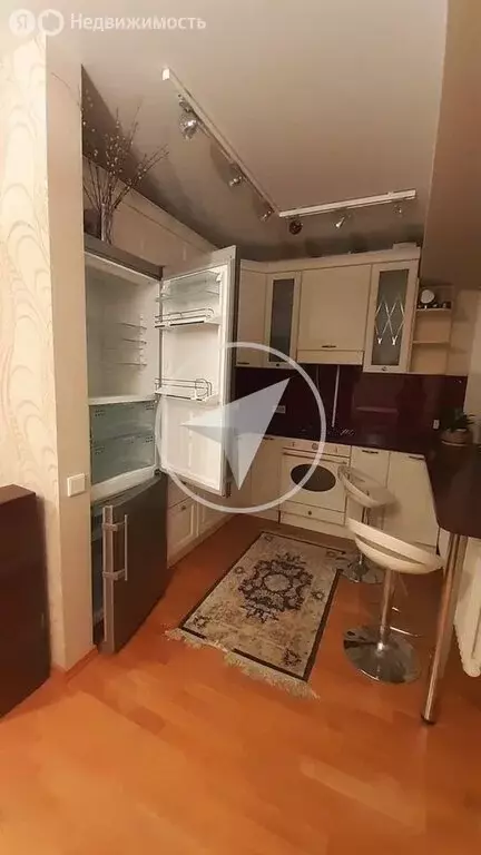 3-комнатная квартира: Москва, улица Трофимова, 18 (70.2 м) - Фото 1