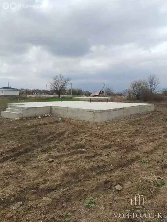 Участок в посёлок городского типа Энем, улица имени Ш.М. Лаюк, 2 (6 м) - Фото 1