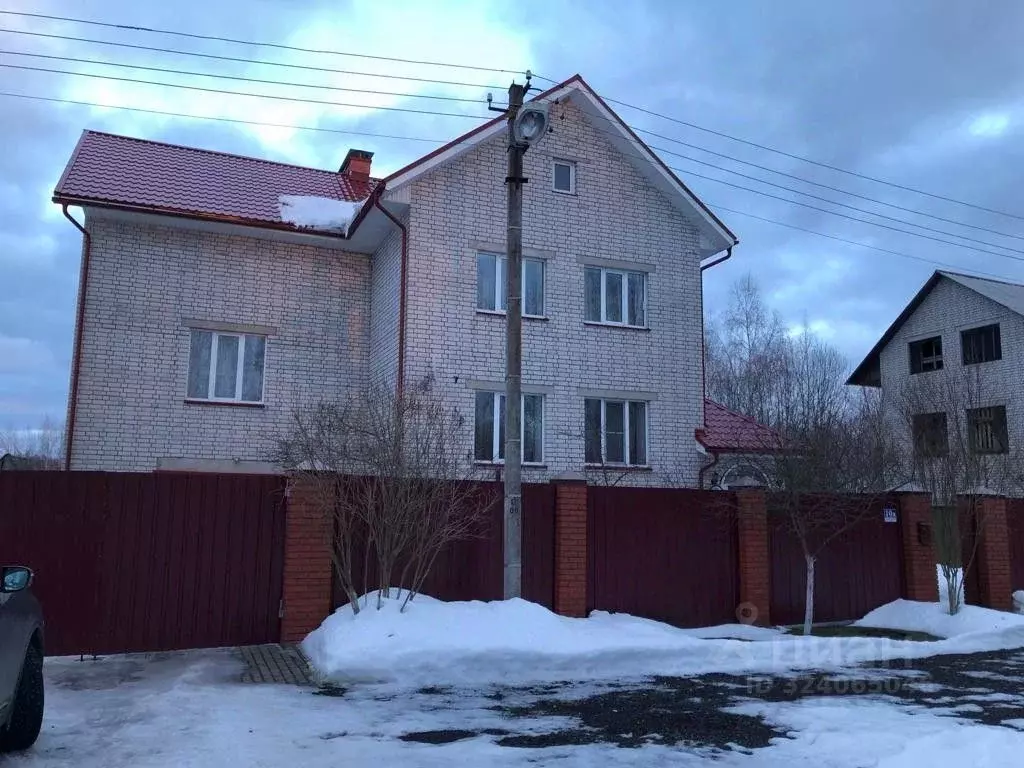 Дом в Тверская область, Конаковский муниципальный округ, д. Старое ... - Фото 1