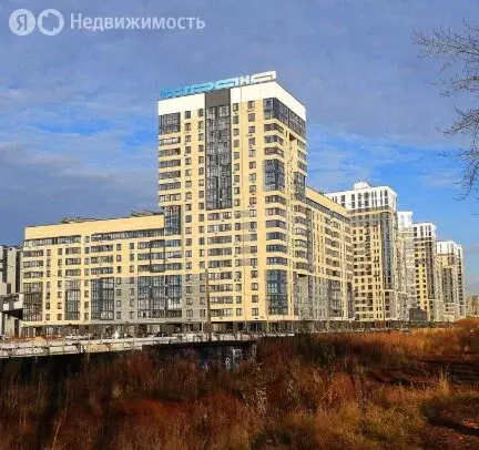 2-комнатная квартира: Тюмень, улица Газовиков, 79 (64.2 м) - Фото 1