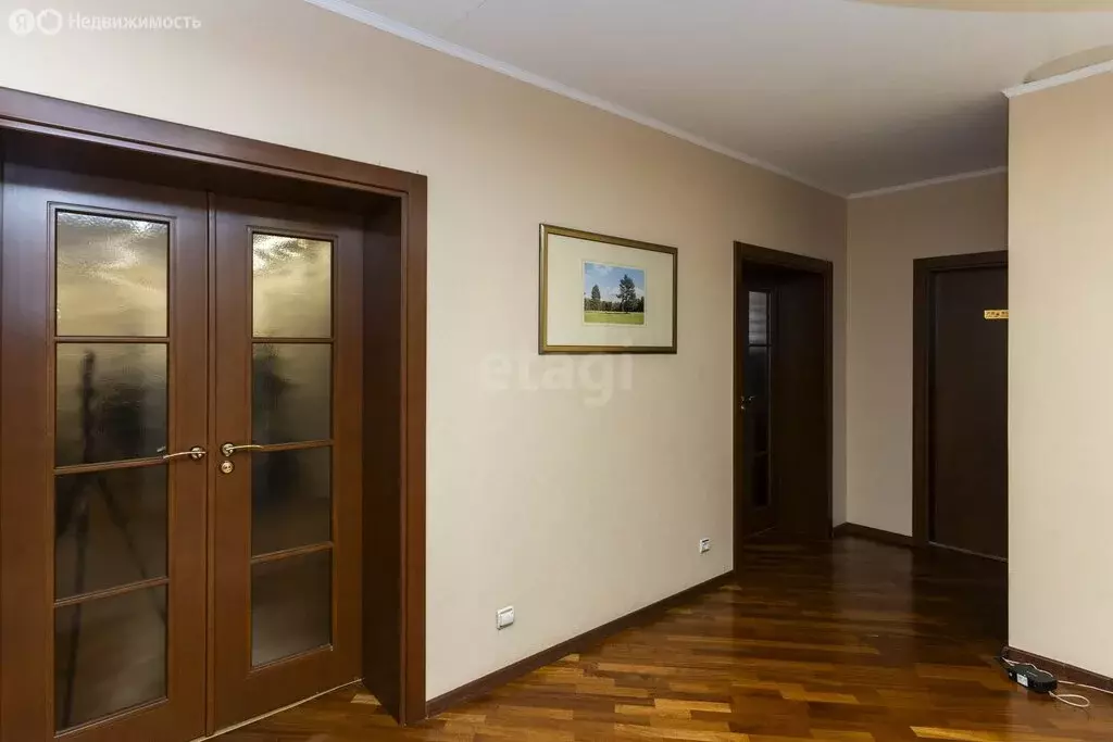 3-комнатная квартира: Тюмень, 6-й микрорайон, улица Валерии ... - Фото 1