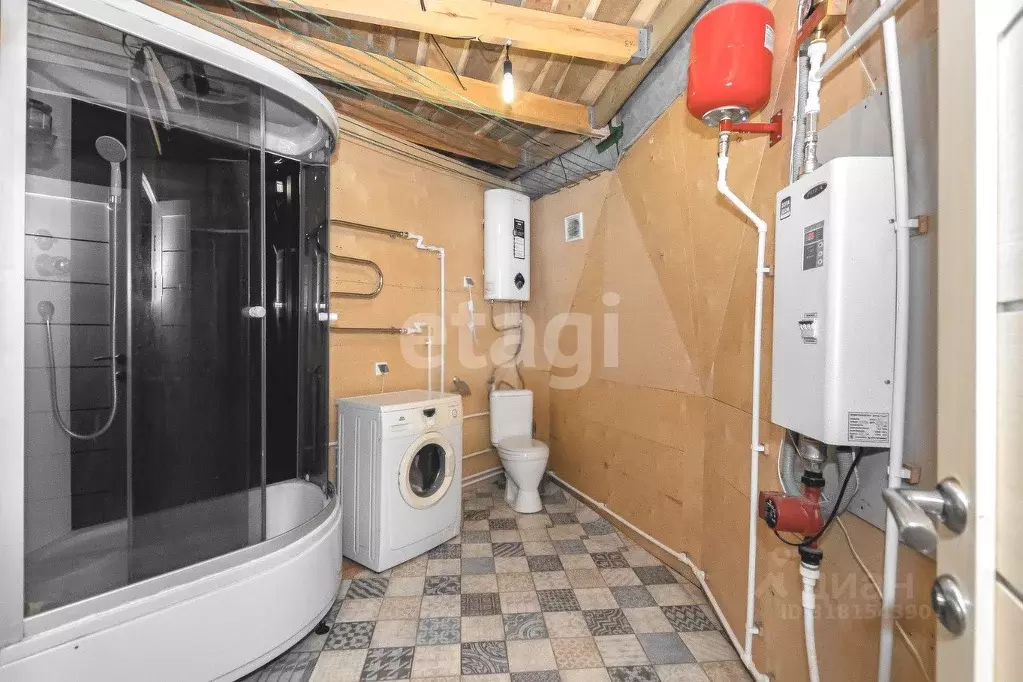 Дом в Новосибирская область, Новосибирск Автомобильная ул., 8 (68 м) - Фото 0