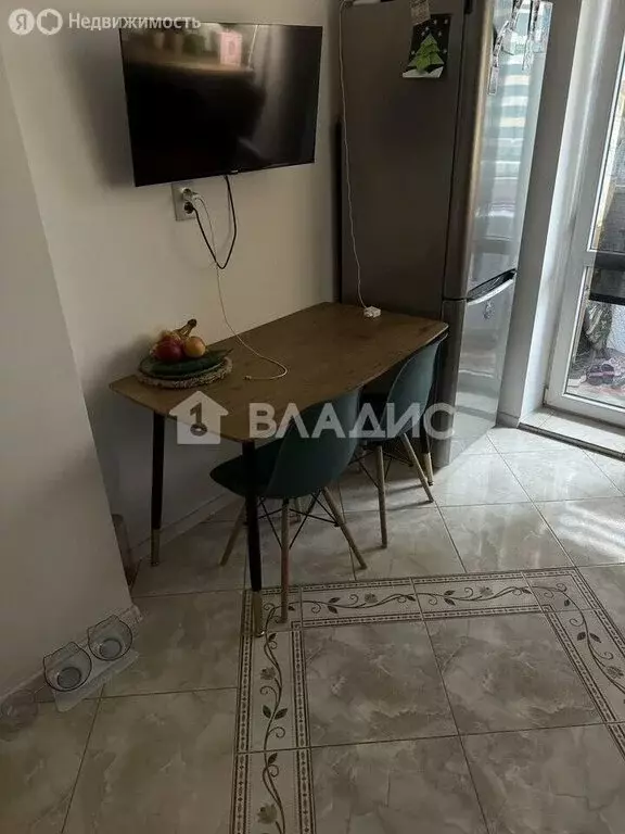 1-комнатная квартира: Калининград, улица Каштановая Аллея, 171 (40 м) - Фото 1