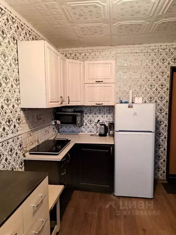 Комната Коми, Сыктывкар Школьная ул., 3/1 (15.0 м) - Фото 1