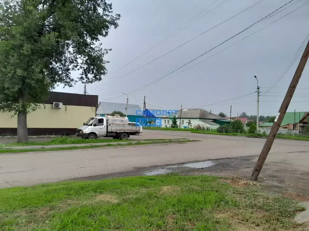 Дом в Алтайский край, Смоленский район, с. Смоленское Комсомольский ... - Фото 0