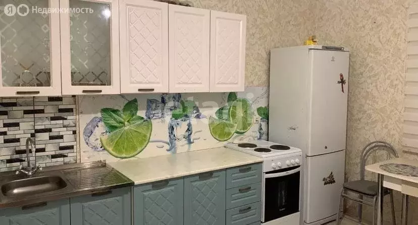 1-комнатная квартира: Камышлов, улица Машинистов, 2А (38.1 м) - Фото 1