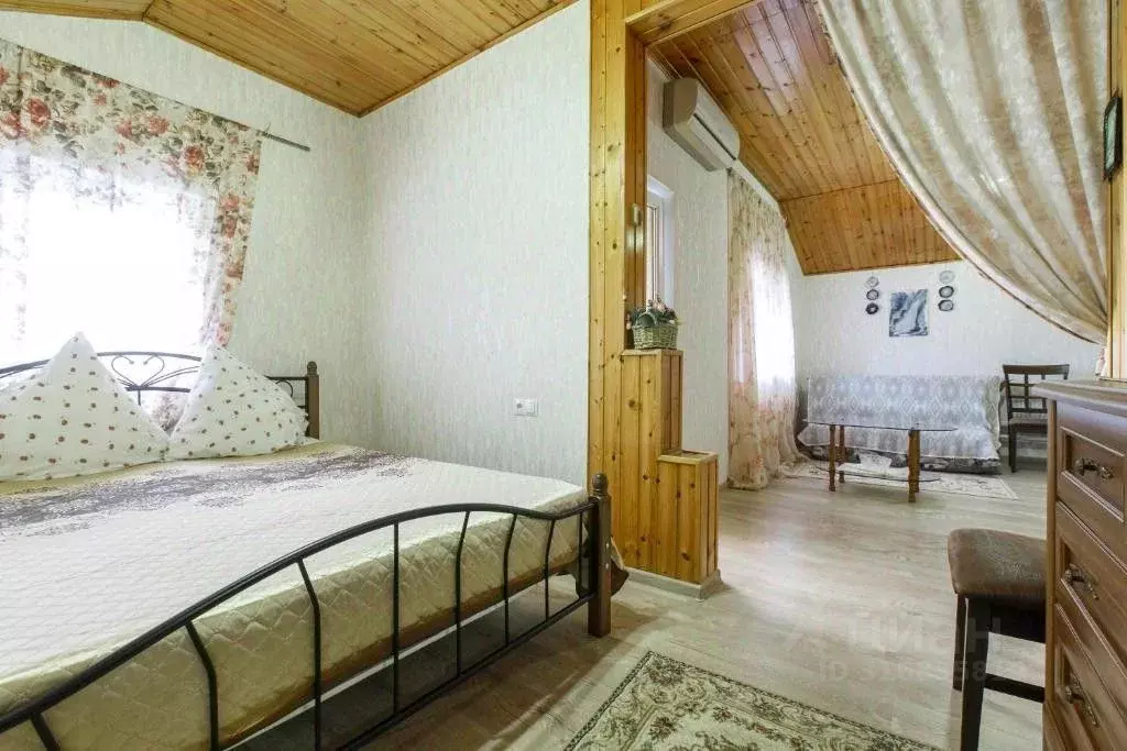 Комната Краснодарский край, Сочи Адлер жилрайон, ул. Павлика Морозова, ... - Фото 0