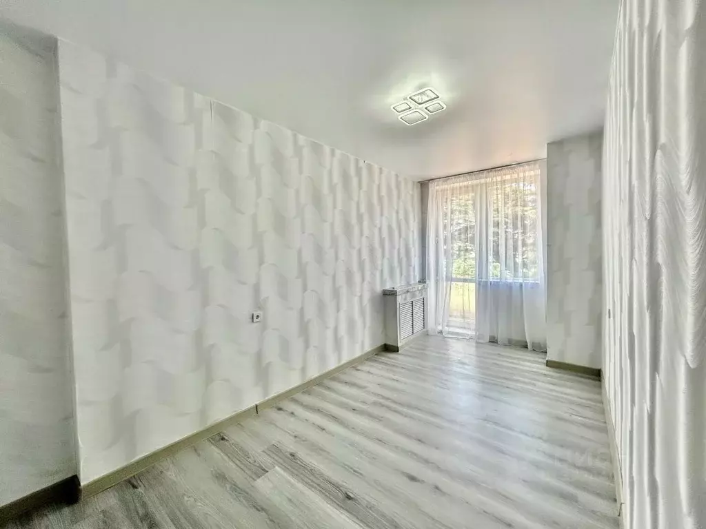 2-к кв. Крым, Симферополь бул. Ленина, 1 (57.9 м) - Фото 2
