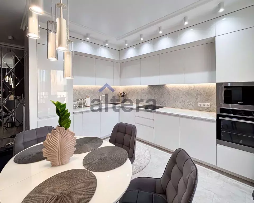 2-к кв. Татарстан, Казань ул. Николая Ершова, 62Г (62.0 м) - Фото 1