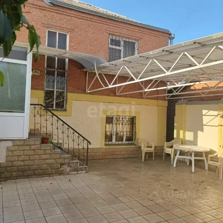 Дом в Ростовская область, Таганрог Средняя ул. (155 м) - Фото 0