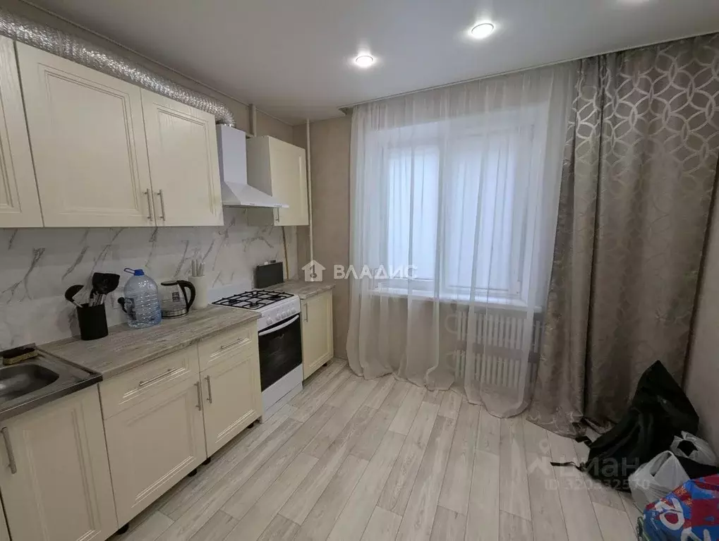 1-к кв. Белгородская область, Белгород ул. Есенина, 20 (35.0 м) - Фото 0