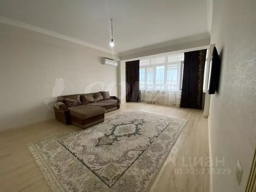 2-к кв. Дагестан, Махачкала ул. Нигматулы Магомедова, 83Б (77.0 м) - Фото 1