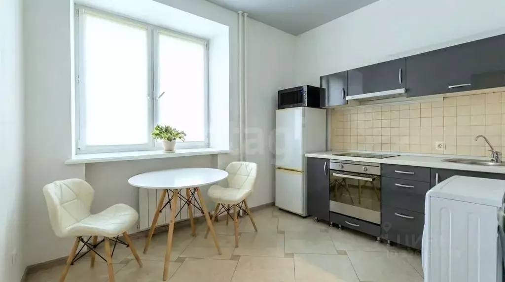 1-к кв. Тюменская область, Тюмень ул. Щорса, 2 (36.0 м) - Фото 1