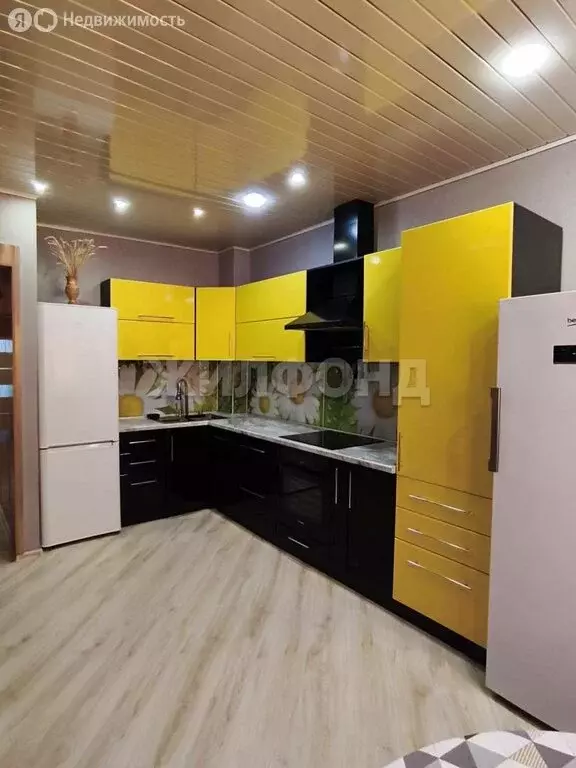 3-комнатная квартира: Барнаул, улица Гущина, 150/24 (67.8 м) - Фото 2