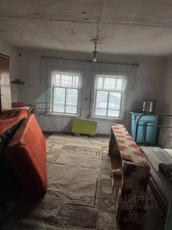 Дом в Хакасия, Черногорск пос. 8-й шахты, 11 (39 м) - Фото 1