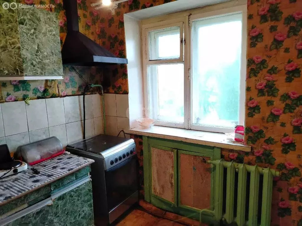 3-комнатная квартира: Коряжма, проспект Ленина, 25 (54.9 м) - Фото 1