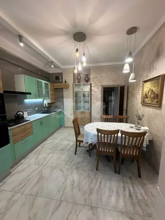 2-к кв. Крым, Симферополь просп. Кирова (90.0 м) - Фото 2