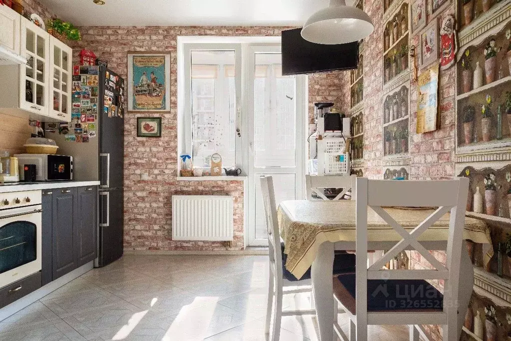 2-к кв. Калининградская область, Калининград Орудийная ул., 32Б (69.1 ... - Фото 2