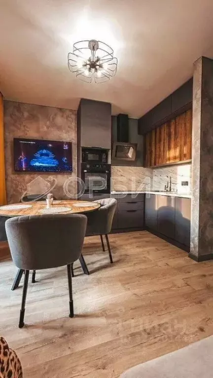 2-к кв. Тюменская область, Тюмень Широтная ул., 209к1 (64.6 м) - Фото 1