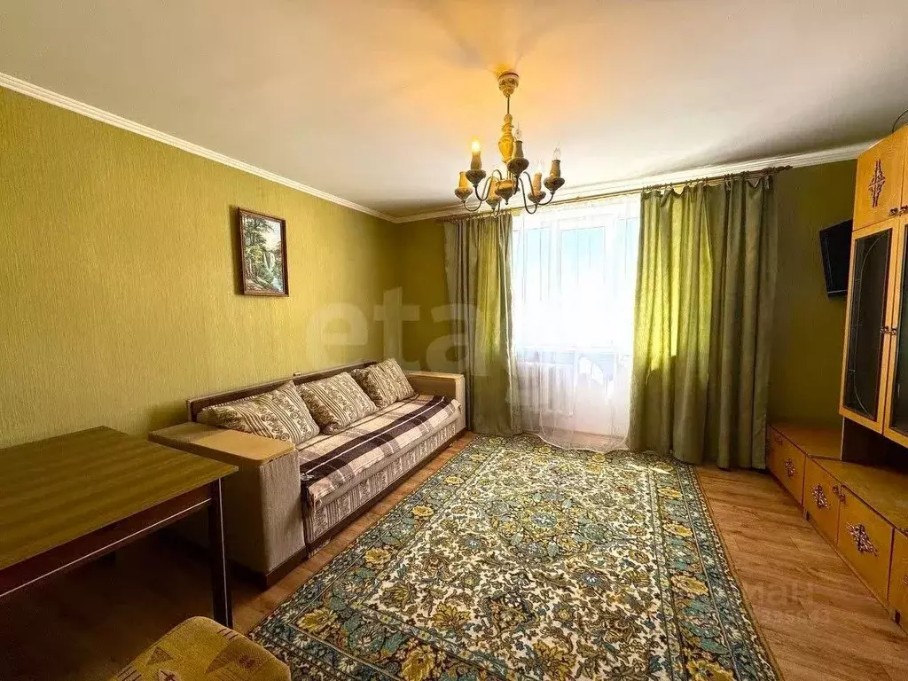 3-к кв. Крым, Симферополь ул. Ковыльная (85.0 м) - Фото 1