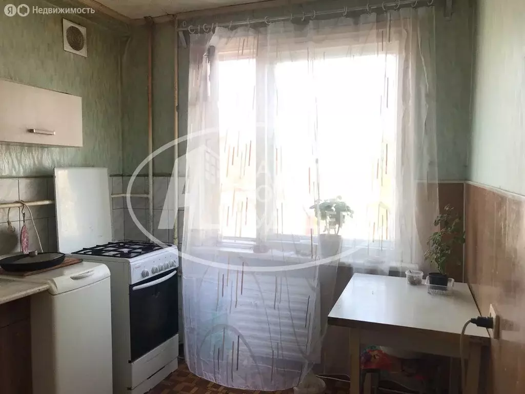 3-комнатная квартира: Лысьва, улица Ишмухаметова, 13 (60.1 м) - Фото 1