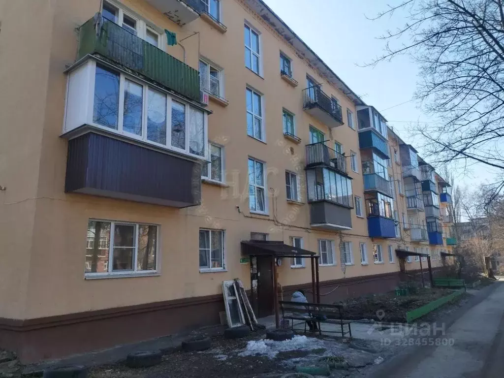 1-к кв. Курская область, Курск Курского завода тракторных запчастей ... - Фото 1
