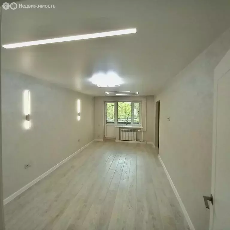 3-комнатная квартира: Самара, Ново-Садовая улица, 25 (69.6 м) - Фото 1