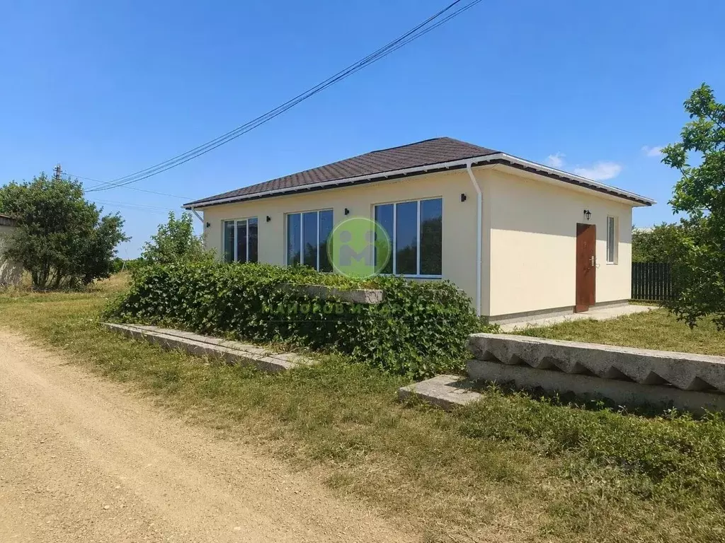 Дом в Севастополь с. Осипенко, СНТ Чайка-3 ТСН, 295 (98 м) - Фото 1