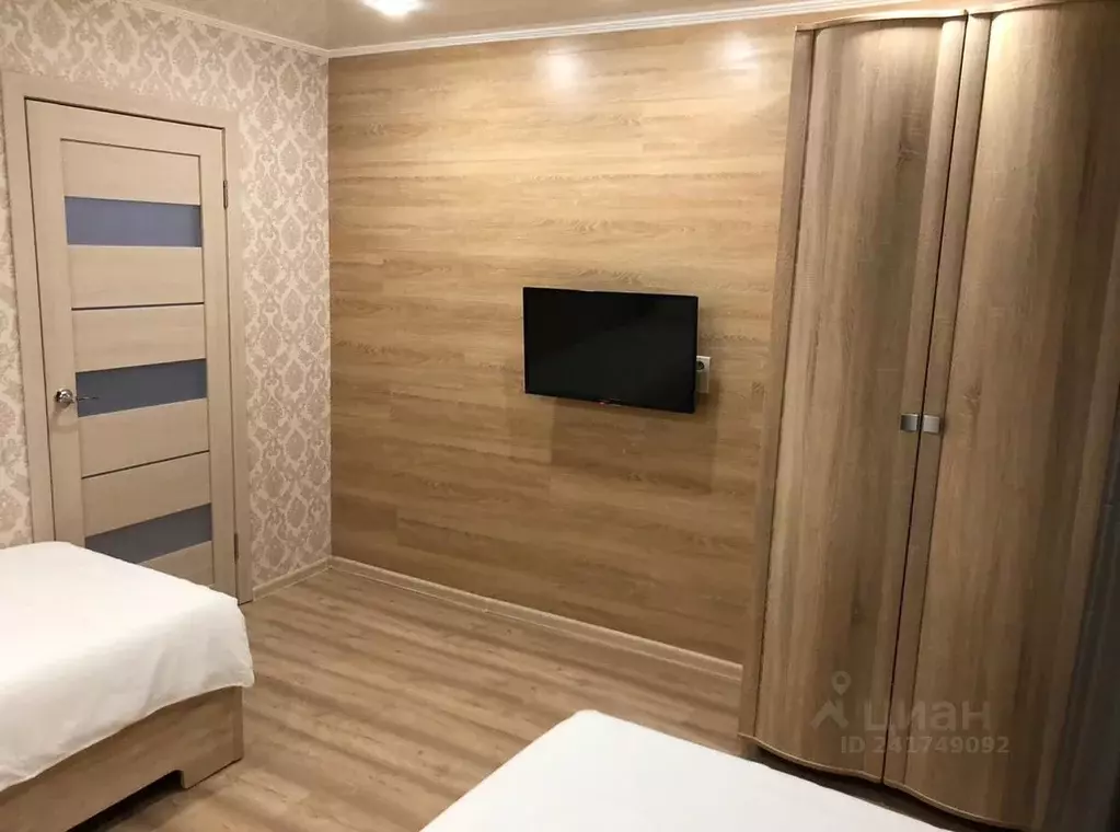 3-к кв. Челябинская область, Магнитогорск ул. Сталеваров, 17 (80.0 м) - Фото 1