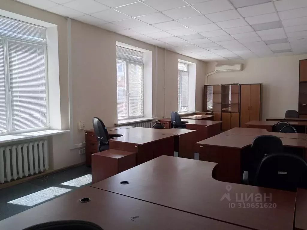 Офис в Волгоградская область, Волгоград Рабоче-Крестьянская ул., 30А ... - Фото 0