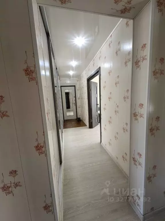 2-к кв. Кемеровская область, Прокопьевск ул. Есенина, 82 (52.4 м) - Фото 2