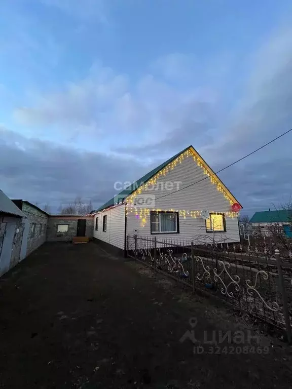 Дом в Челябинская область, Кунашакский муниципальный округ, пос. ... - Фото 1