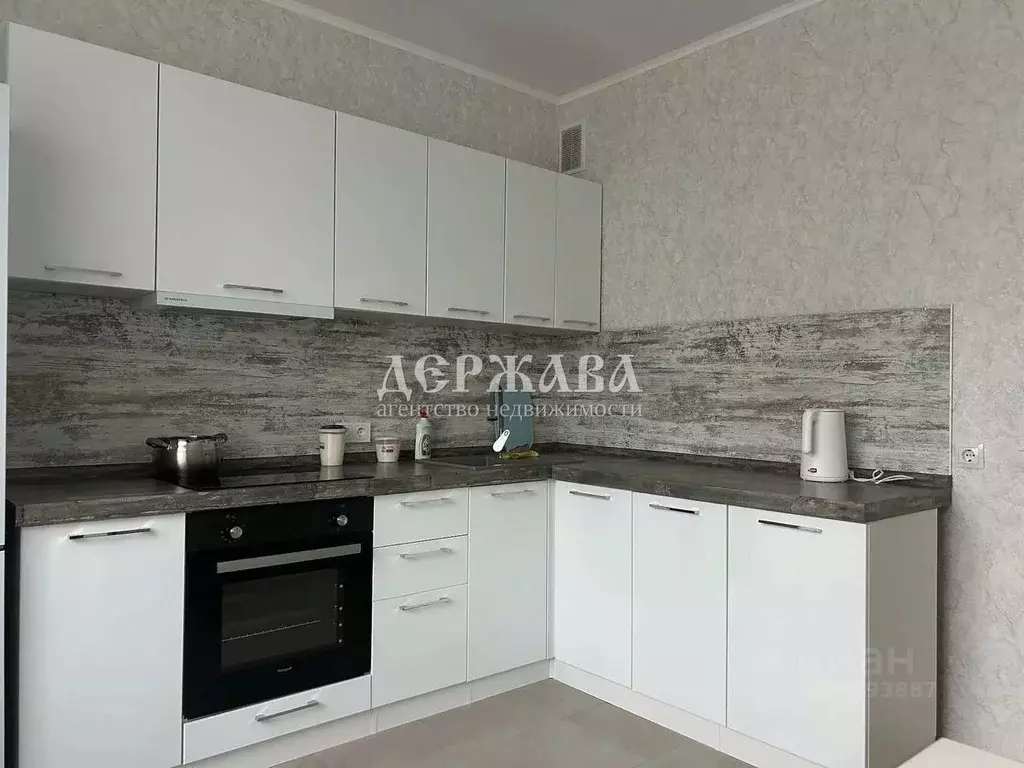 1-к кв. Белгородская область, Старый Оскол Степной мкр, 33В (44.0 м) - Фото 1