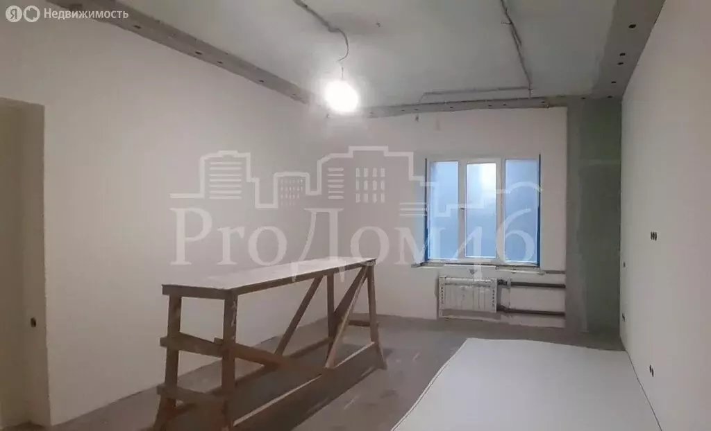 3-комнатная квартира: Курск, улица Радищева, 8 (62.6 м) - Фото 2