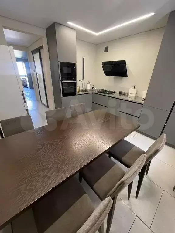 2-к. квартира, 64 м, 8/9 эт. - Фото 1