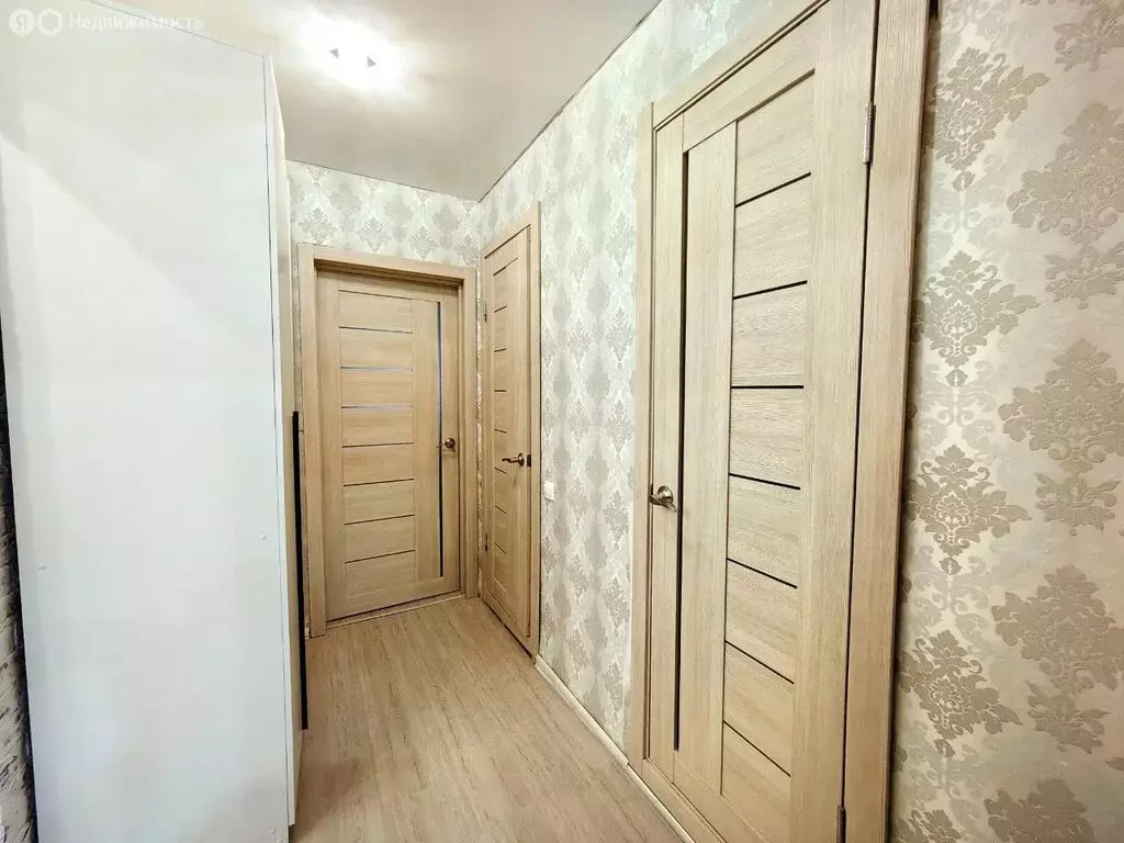 3-комнатная квартира: Грязи, улица Народная Стройка, 12 (64 м) - Фото 0