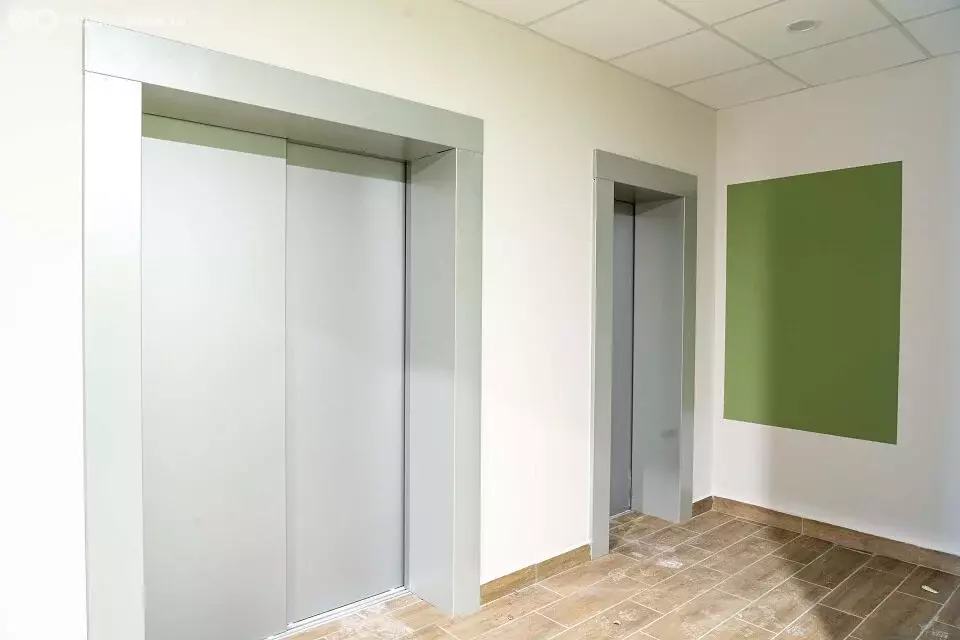 2-комнатная квартира: Екатеринбург, Хрустальногорская улица, 88 (54.1 ... - Фото 1