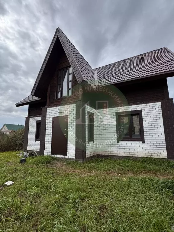 Дом в Алтайский край, Барнаул городской округ, Поселок Казенная заимка ... - Фото 1