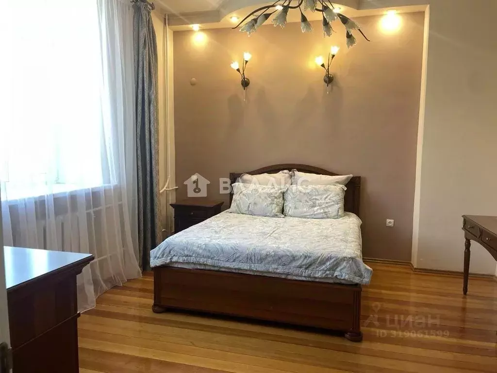 4-к кв. Иркутская область, Иркутск ул. Горького, 10/1 (76.0 м) - Фото 0
