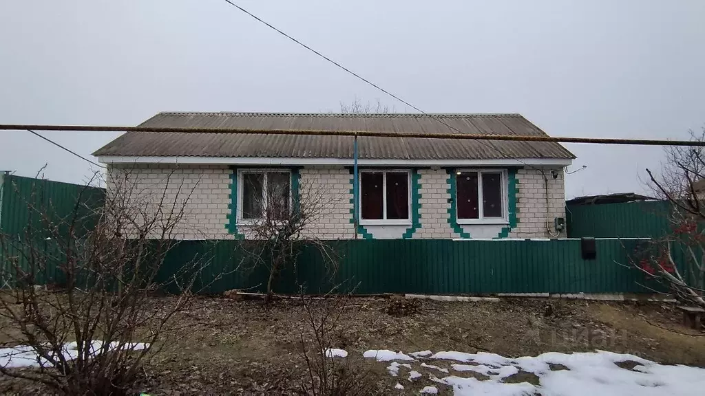 Дом в Белгородская область, Корочанский район, Яблоновское с/пос, с. ... - Фото 1