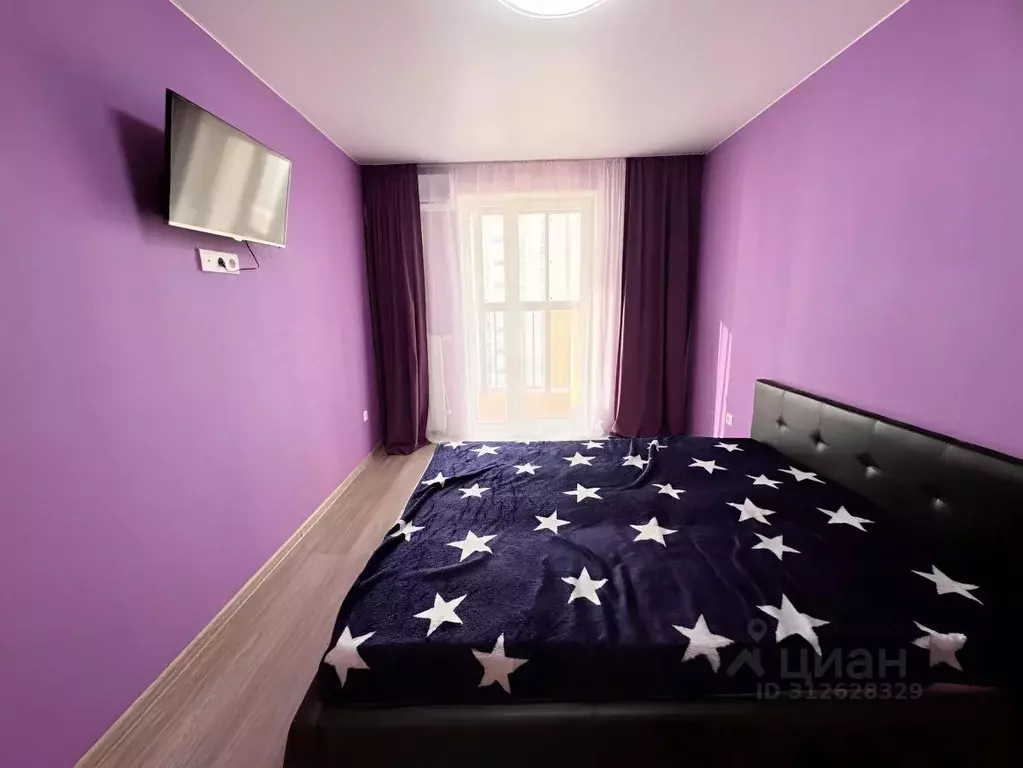 1-к кв. Тюменская область, Тюмень ул. Монтажников, 61 (35.0 м) - Фото 2