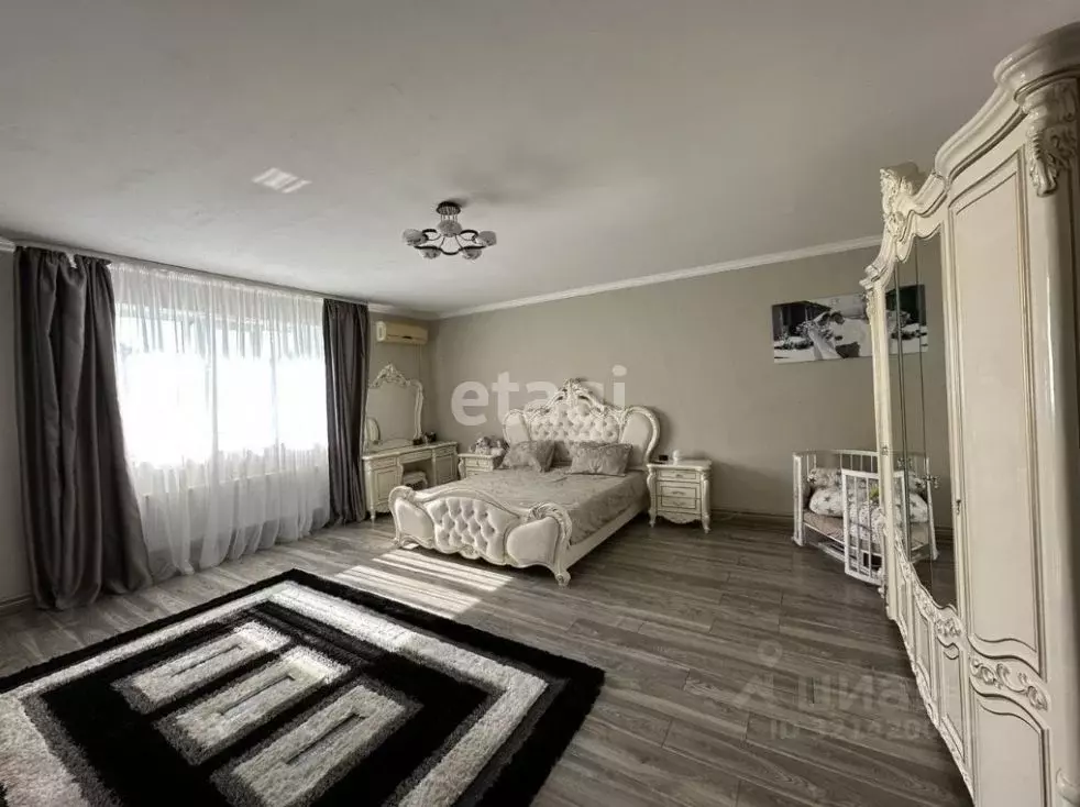 Дом в Крым, Красногвардейское пгт ул. Татарская (114 м) - Фото 1