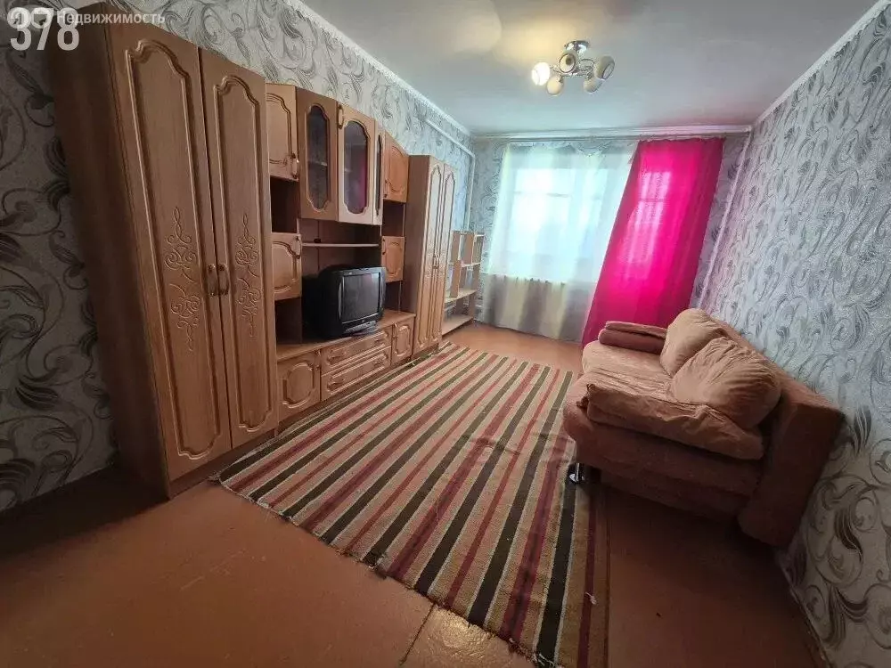 3-комнатная квартира: деревня Верхнее Алябьево, Полесская улица, 8 ... - Фото 2