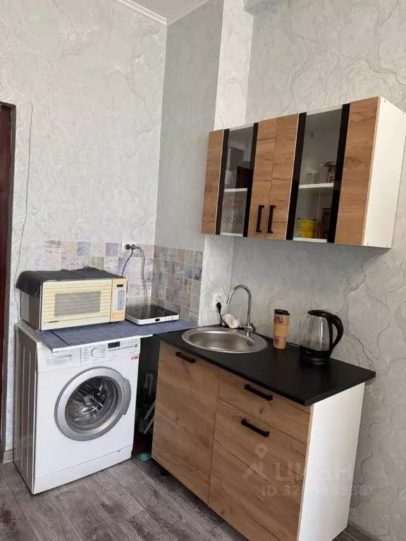 Комната Новосибирская область, Новосибирск ул. Серафимовича, 1 - Фото 2