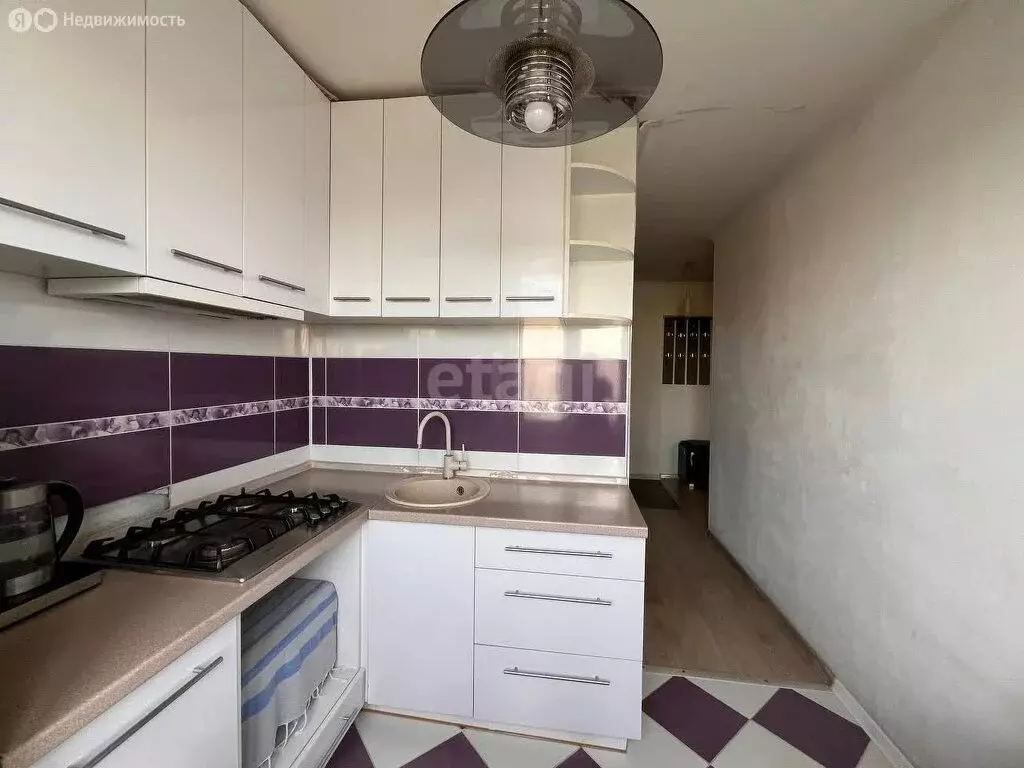 3-комнатная квартира: Калининград, Батальная улица, 72 (58.7 м) - Фото 1