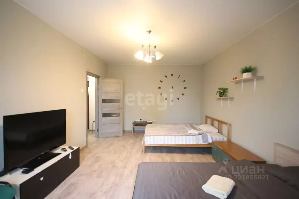 1-к кв. Ямало-Ненецкий АО, Новый Уренгой 2-й мкр, ул. ... - Фото 1